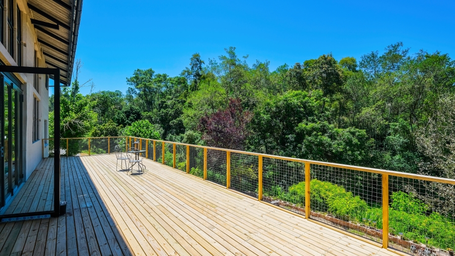 8 Bedroom Property for Sale in Hoekwil Western Cape